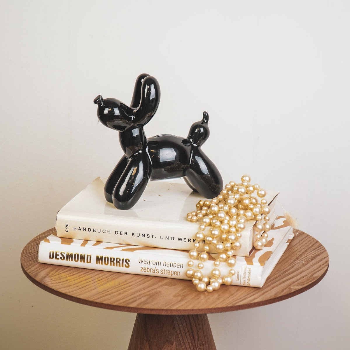 „Bark Noir“ – Spardose mit Attitüde – Ballonhund aus Keramik – Schwarz – 17×7×17 cm 17 x 7 x 17 cm