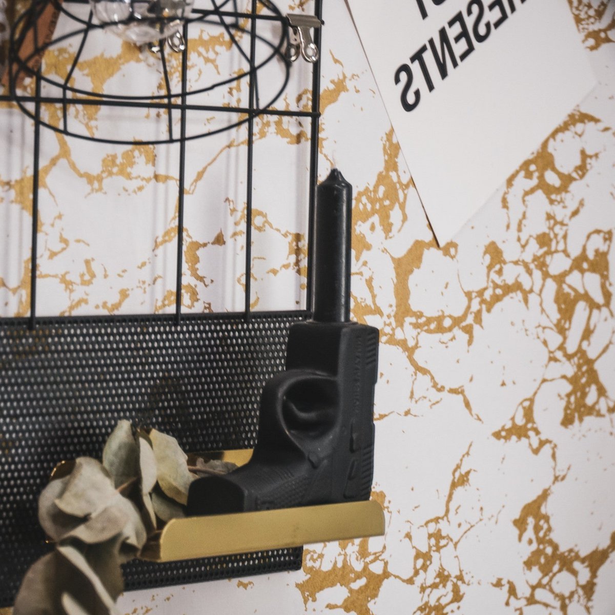 Kerzenhalter „BangBang“ – Pistolenform – Keramik – Schwarz – 12×5×12 cm