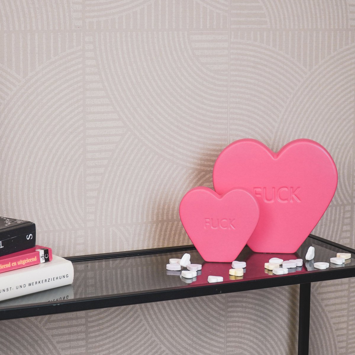 „Candy Heart – FUCK“ – Neon Pink – süß. rotzig. kompromisslos. - 20x4x18,5cm