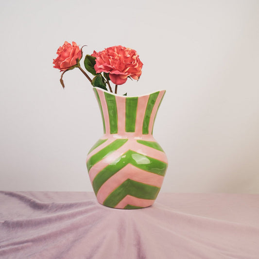 💚 💗„Streifen-Liebe“ Vase – Rosa-Grüne Streifen aus Steinzeug – 16x16x22 cm